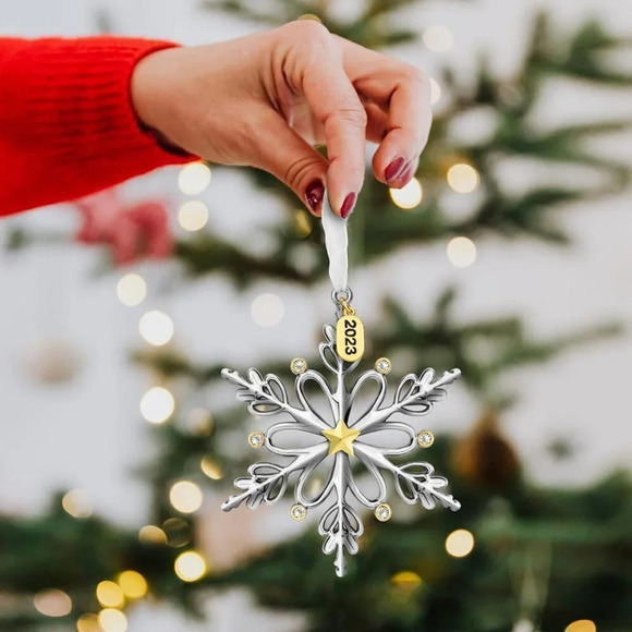 2023 Christmas Metallic Snowflake Home Decoration Tree Hanging Pendant - Picture 5 of 7